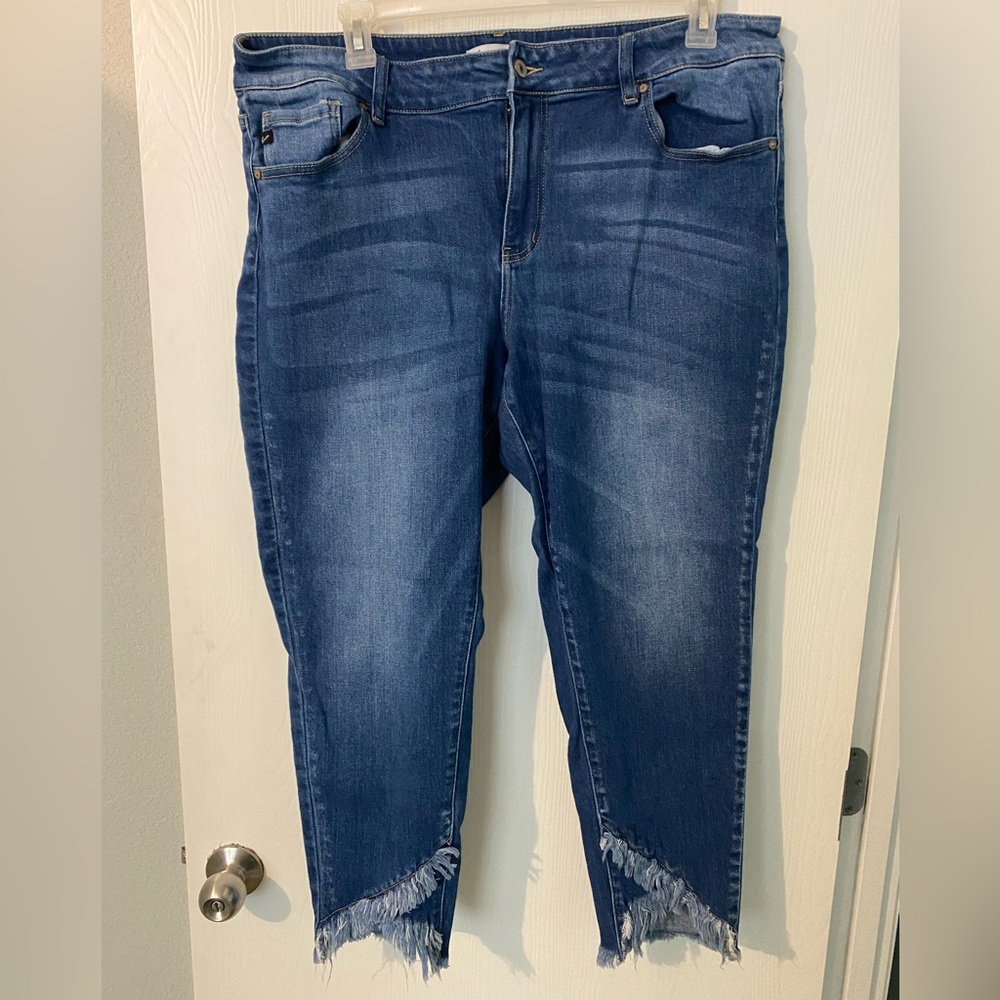 KanCan, size 20, skinny fit